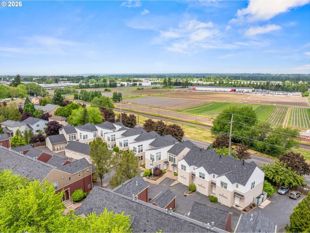 15711 Ne BEECH St 5F, Portland, OR 97230