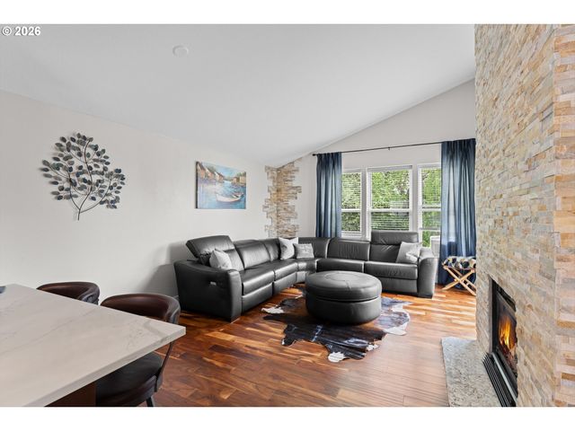 15711 Ne BEECH St 5F, Portland, OR 97230