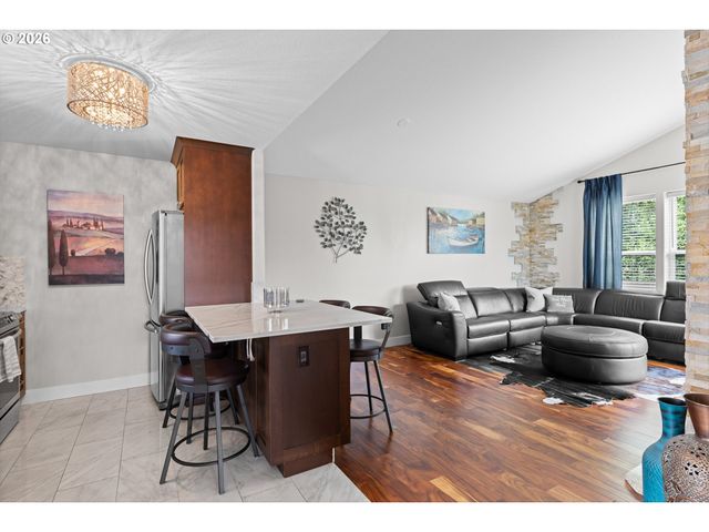 15711 Ne BEECH St 5F, Portland, OR 97230