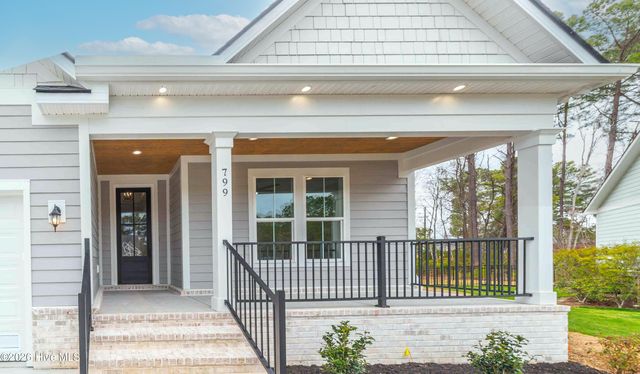 799 Marsh Rose Path NW, Calabash, NC 28467