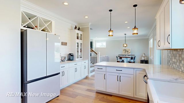2374 S Thomas Road, Saginaw Twp, MI 48609
