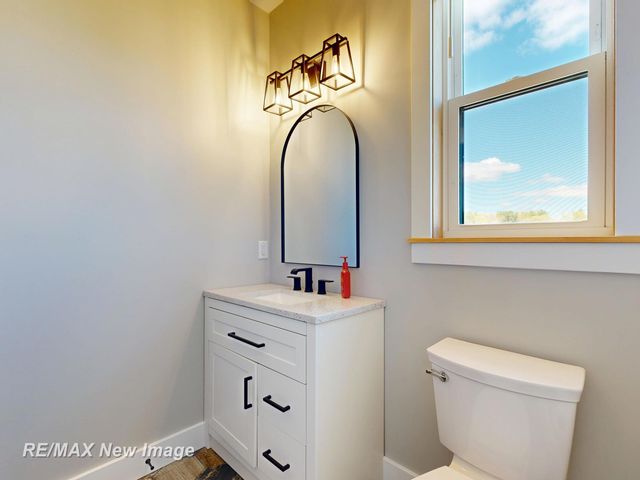 2374 S Thomas Road, Saginaw Twp, MI 48609