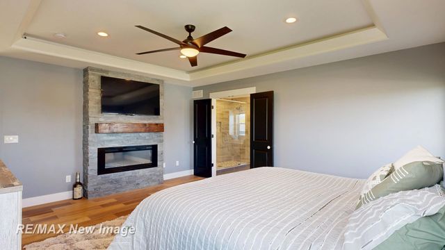 2374 S Thomas Road, Saginaw Twp, MI 48609