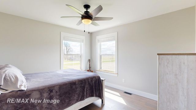 2374 S Thomas Road, Saginaw Twp, MI 48609