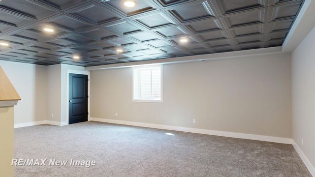 2374 S Thomas Road, Saginaw Twp, MI 48609