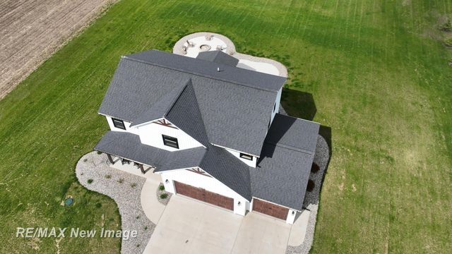 2374 S Thomas Road, Saginaw Twp, MI 48609