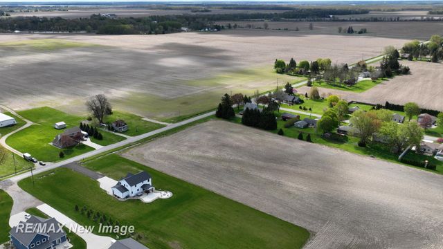 2374 S Thomas Road, Saginaw Twp, MI 48609