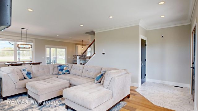 2374 S Thomas Road, Saginaw Twp, MI 48609