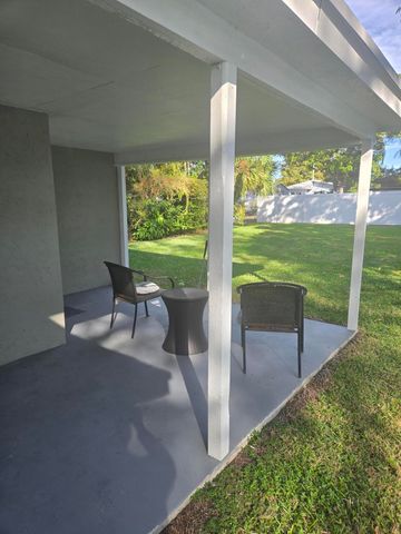 309 NW 6TH Avenue, Delray Beach, FL 33444