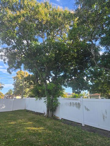 309 NW 6TH Avenue, Delray Beach, FL 33444