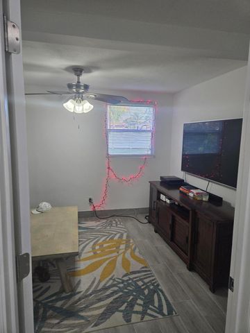 309 NW 6TH Avenue, Delray Beach, FL 33444