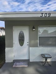 309 NW 6TH Avenue, Delray Beach, FL 33444