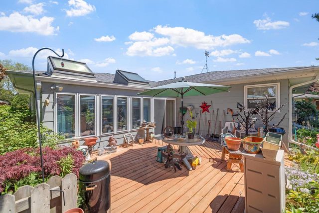 1237 Kaufmann AVENUE, Sheboygan, WI 53081