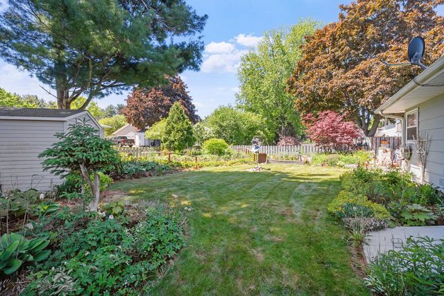 1237 Kaufmann AVENUE, Sheboygan, WI 53081