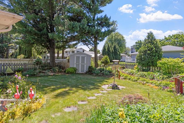 1237 Kaufmann AVENUE, Sheboygan, WI 53081