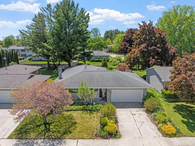 1237 Kaufmann AVENUE, Sheboygan, WI 53081