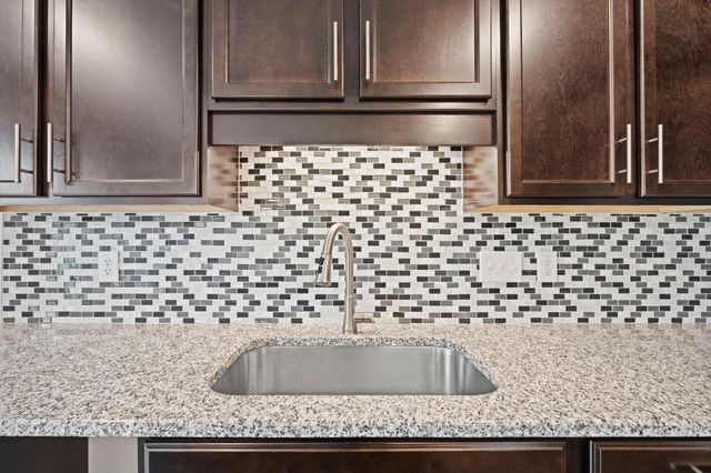 210 Notgrass Rd, Clarksville, TN 37042