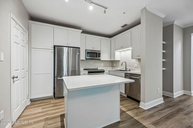 170 VERACRUZ Drive 323, Ponte Vedra Beach, FL 32082