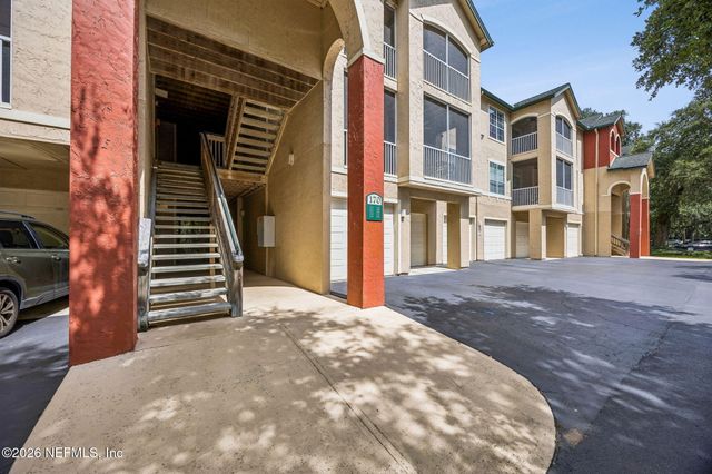 170 VERACRUZ Drive 323, Ponte Vedra Beach, FL 32082