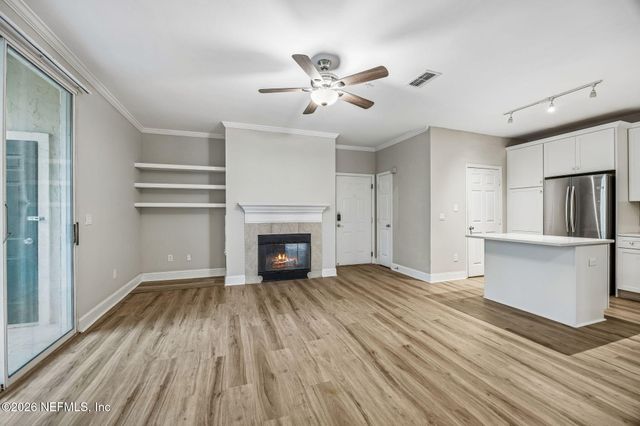 170 VERACRUZ Drive 323, Ponte Vedra Beach, FL 32082