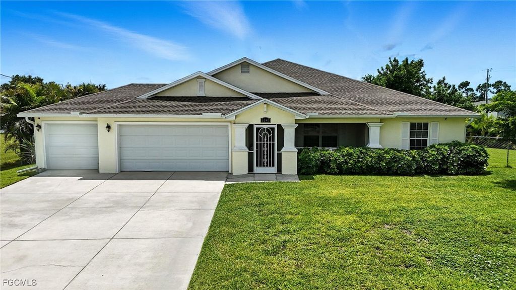 3341 NE 13th PL, Cape Coral, FL 33909