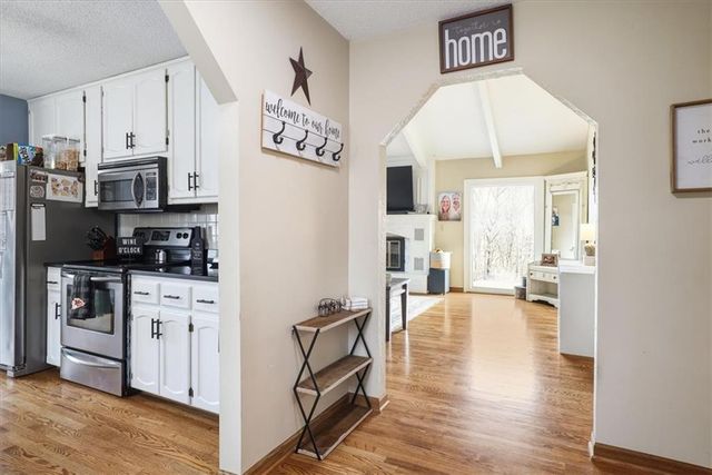 18123 Crestview Circle, Holt, MO 64048