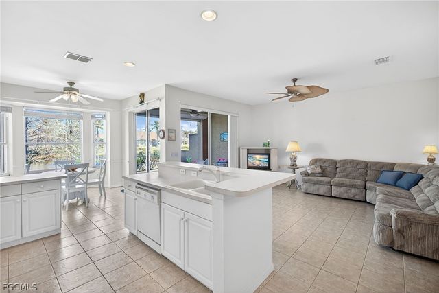 14205 Hilton Head DR, Fort Myers, FL 33919