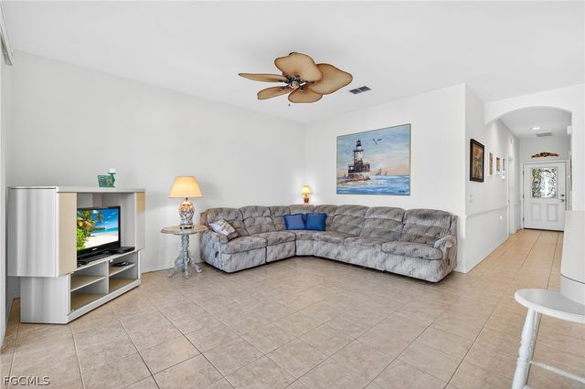 14205 Hilton Head DR, Fort Myers, FL 33919