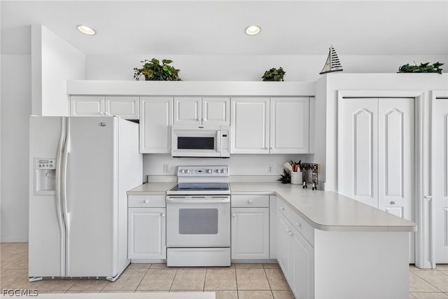 14205 Hilton Head DR, Fort Myers, FL 33919