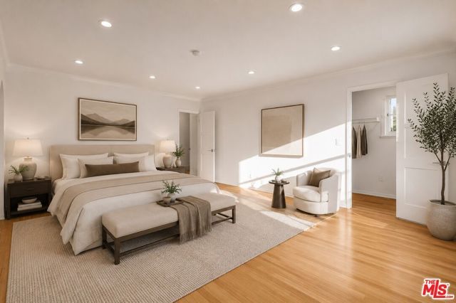 207 S Reeves Drive, Beverly Hills, CA 90212