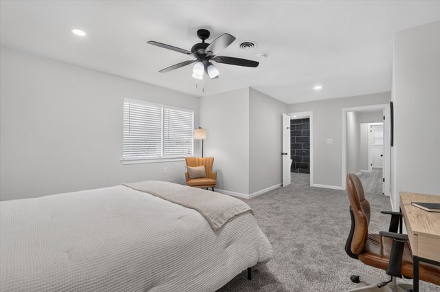 1204 Loma Alta Place, Cleburne, TX 76033