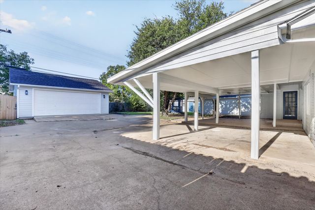 1204 Loma Alta Place, Cleburne, TX 76033