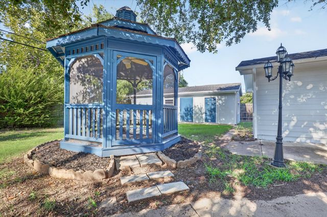 1204 Loma Alta Place, Cleburne, TX 76033
