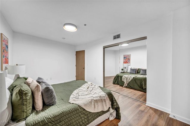 2222 Detroit Avenue 605, Cleveland, OH 44113