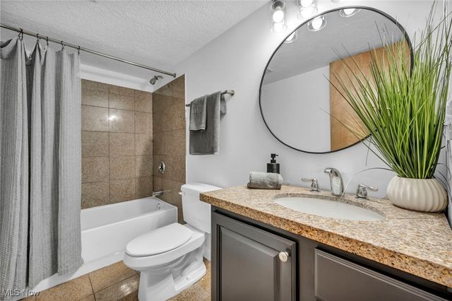 2222 Detroit Avenue 605, Cleveland, OH 44113