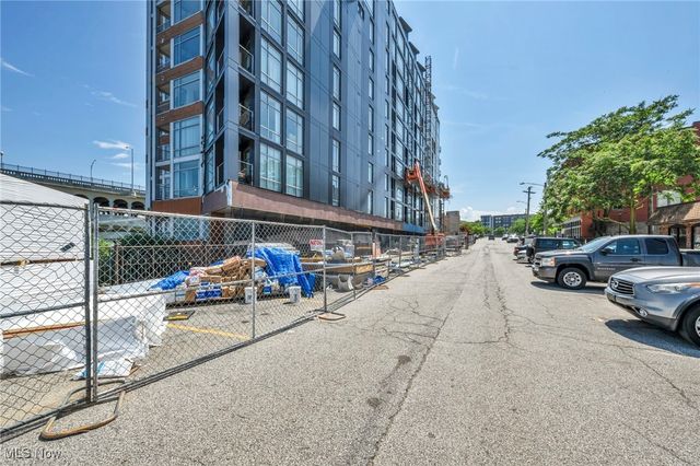 2222 Detroit Avenue 605, Cleveland, OH 44113