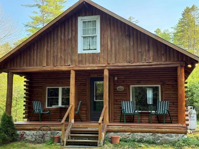 37 Maple Road, Canaan, NH 03741