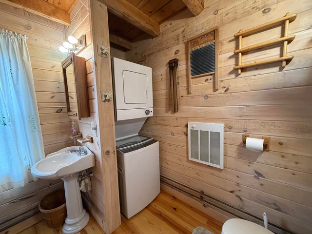 37 Maple Road, Canaan, NH 03741