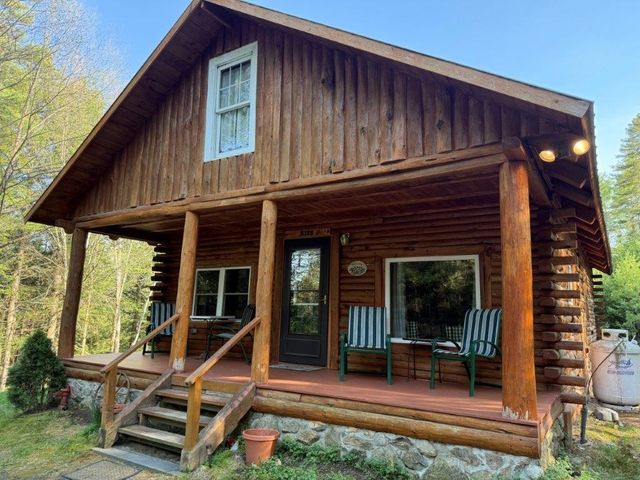 37 Maple Road, Canaan, NH 03741
