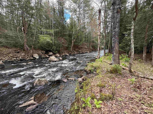 37 Maple Road, Canaan, NH 03741