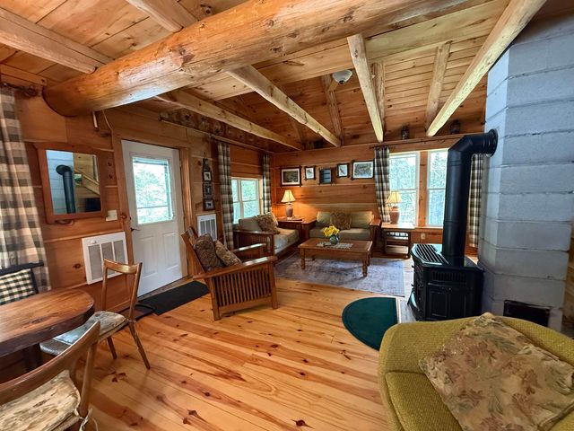 37 Maple Road, Canaan, NH 03741