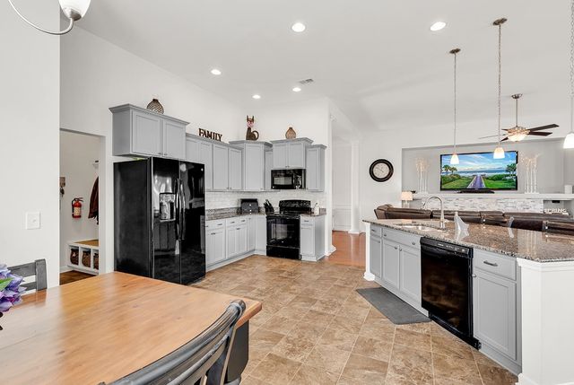 609 Chatman Ct., Murrells Inlet, SC 29576