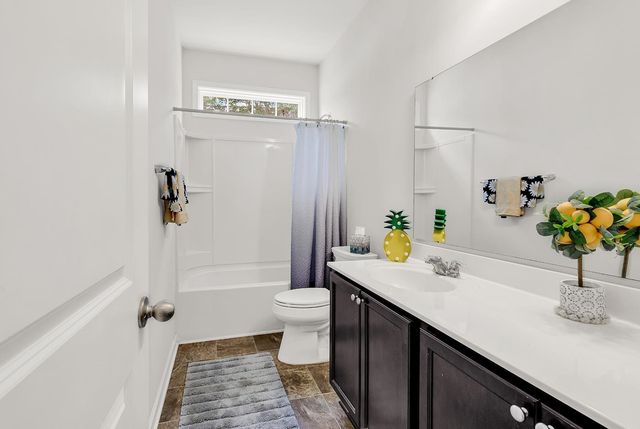 609 Chatman Ct., Murrells Inlet, SC 29576