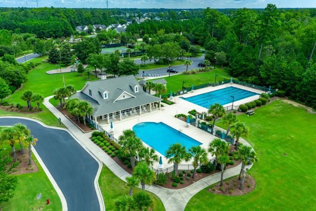 609 Chatman Ct., Murrells Inlet, SC 29576