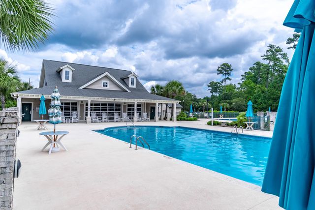 609 Chatman Ct., Murrells Inlet, SC 29576