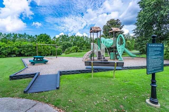 609 Chatman Ct., Murrells Inlet, SC 29576