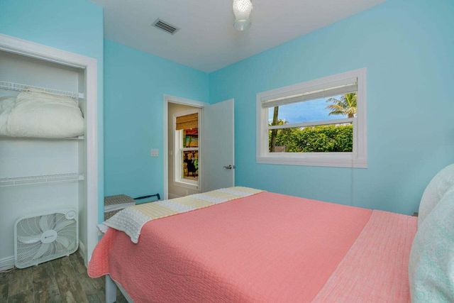 1808 N M St, Lake Worth Beach, FL 33460