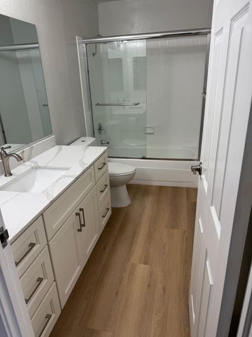 555 Pierce St 1030, Albany, CA 94706