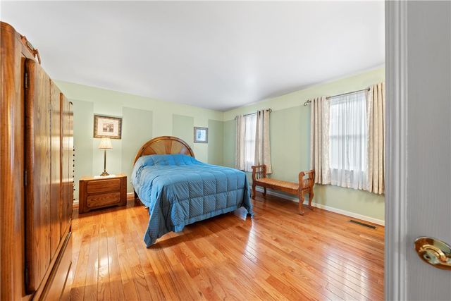 4568 Greenfield Road, Hanover Twp, PA 18017