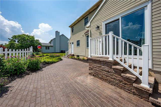 4568 Greenfield Road, Hanover Twp, PA 18017